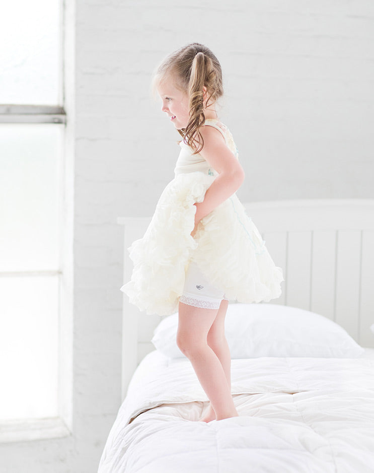 kids dressing themselves